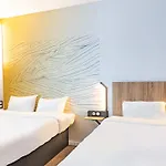 Hotell Poitiers Aeroport 3*