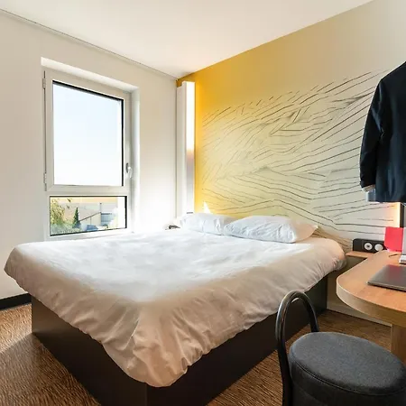 Poitiers Aéroport 3*