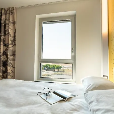 Poitiers Aéroport 3* Biard