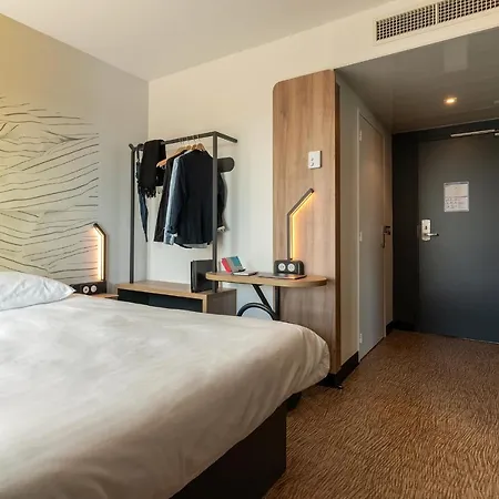 Poitiers Aéroport 3* Biard