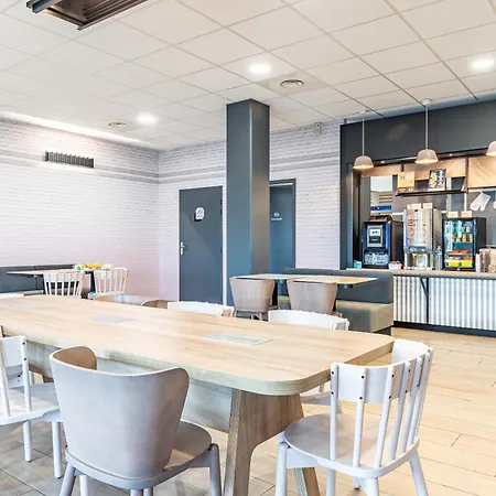 Hotel Poitiers Aeroport