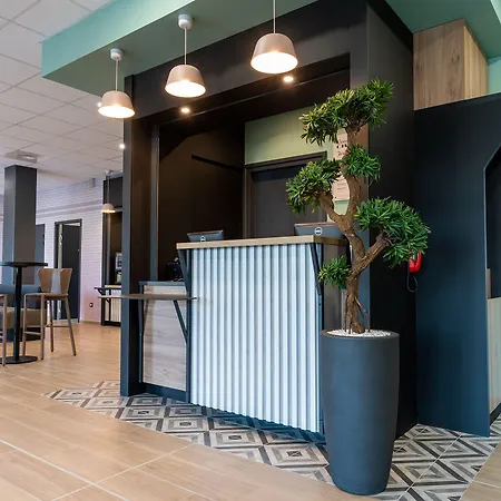 Poitiers Aeroport Hotel Biard