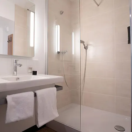 Poitiers Aéroport 3* Biard