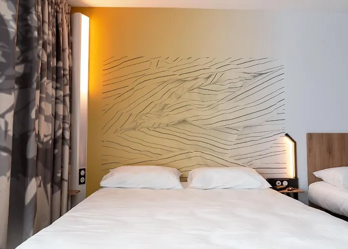 Hotel Poitiers Aéroport 3*