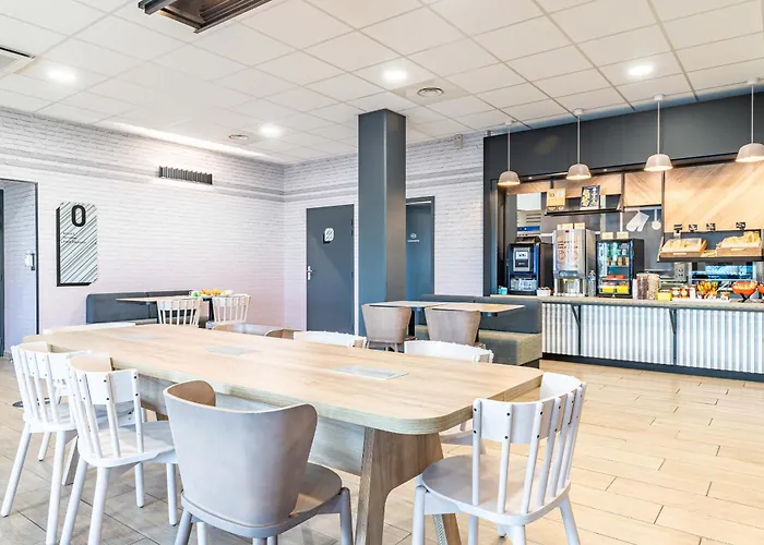 Hotel Poitiers Aéroport