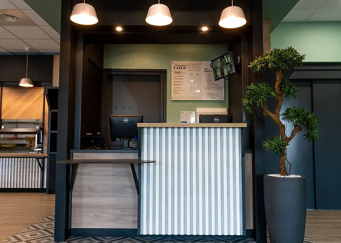 Hotel Poitiers Aéroport Biard