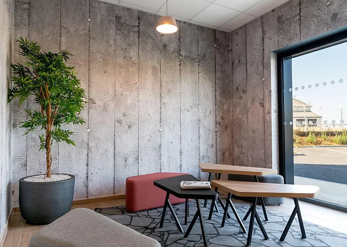 Poitiers Aéroport 3* Biard